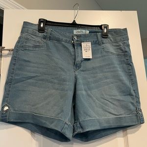Med blue denim rolled cuff shorts by Ashley Stewart